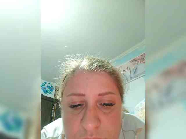 WetAngely webcam
