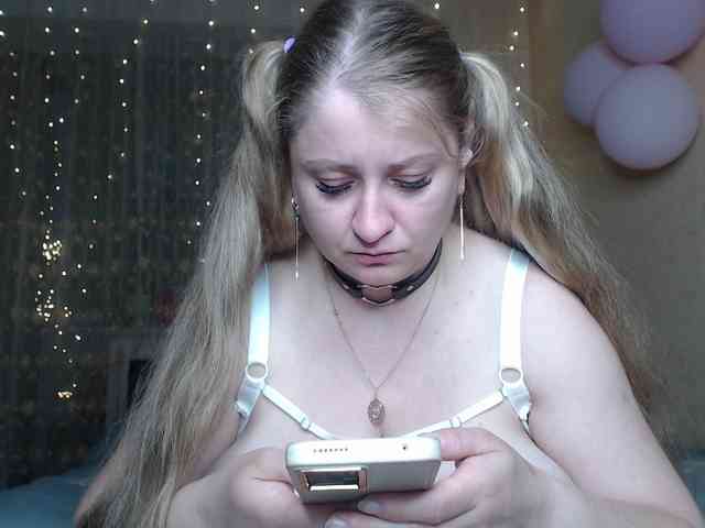 WetAngely webcam