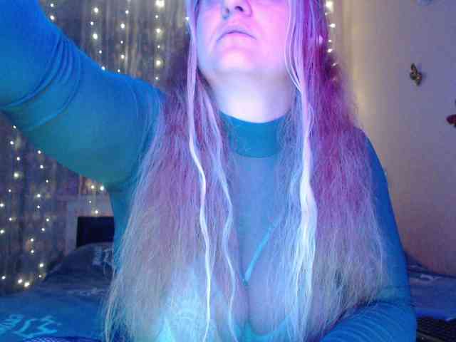 WetAngely webcam
