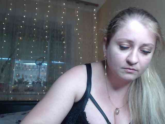 WetAngely webcam