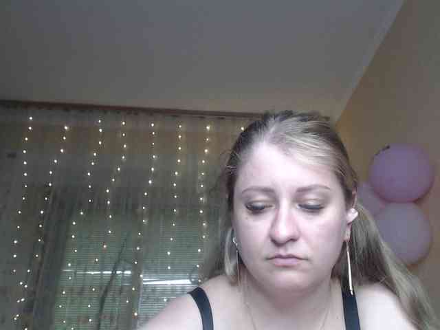 WetAngely webcam