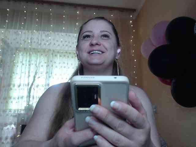 WetAngely webcam