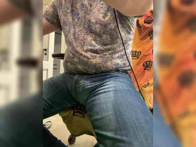 rrrxxx40 Sex Cam Show
