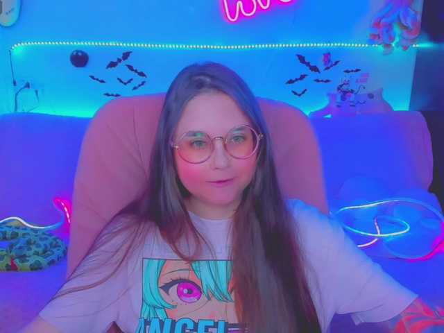 LittleKitsune live cam on BongaCams
