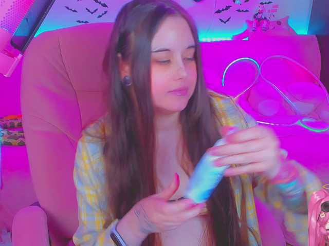 LittleKitsune live cam on BongaCams