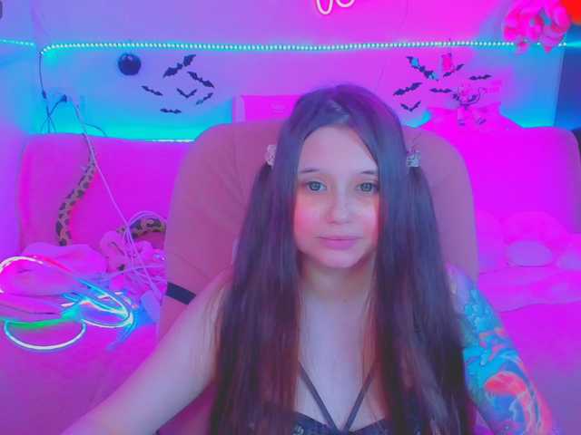 LittleKitsune live cam on BongaCams