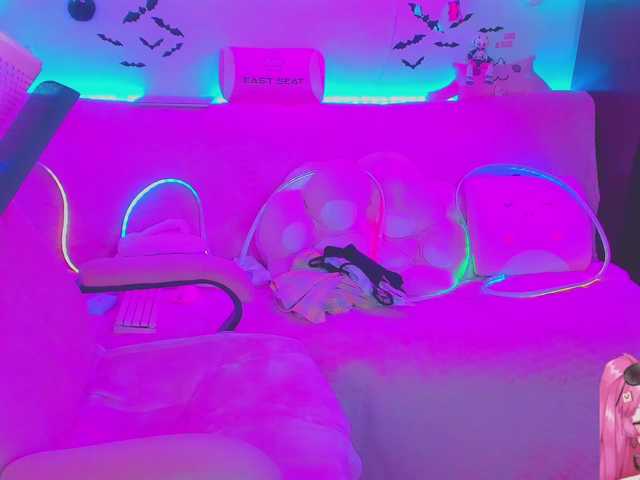 LittleKitsune live cam on BongaCams
