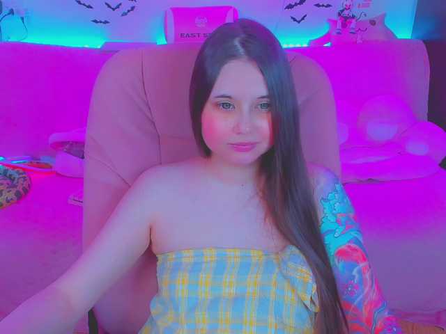 LittleKitsune live cam on BongaCams