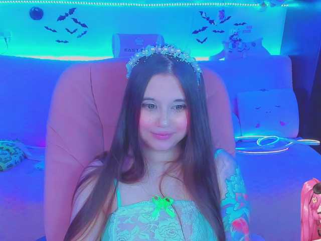 LittleKitsune live cam on BongaCams