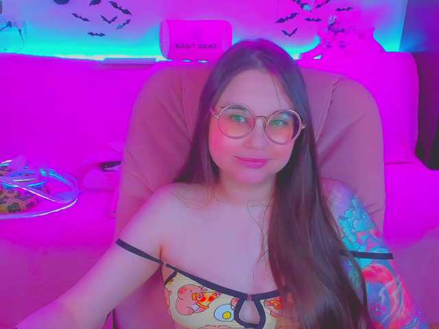 LittleKitsune live cam on BongaCams