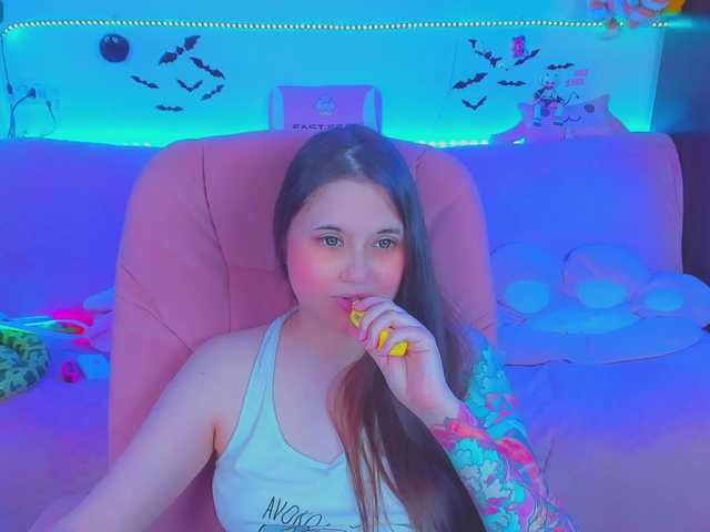 LittleKitsune live cam on BongaCams