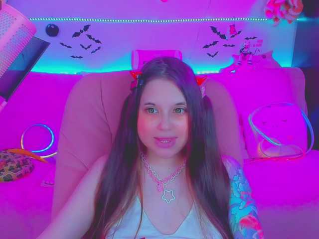 LittleKitsune live cam on BongaCams
