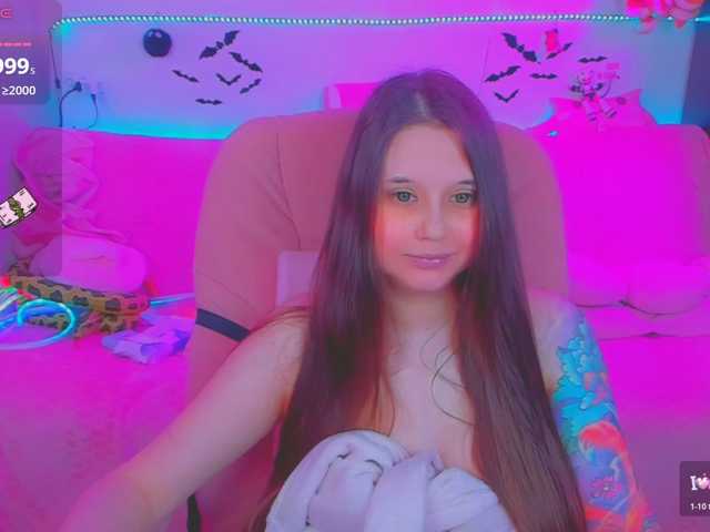 LittleKitsune live cam on BongaCams