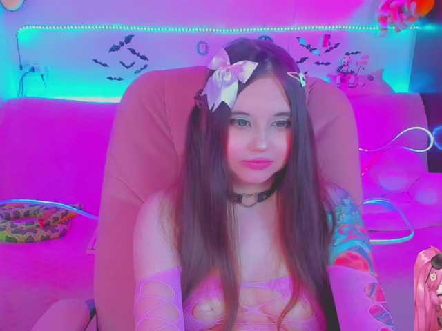 LittleKitsune live cam on BongaCams