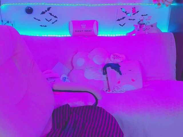 LittleKitsune live cam