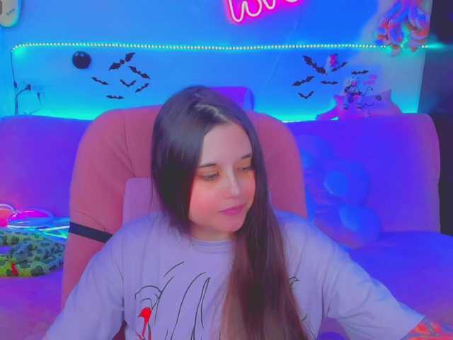 LittleKitsune live cam on BongaCams