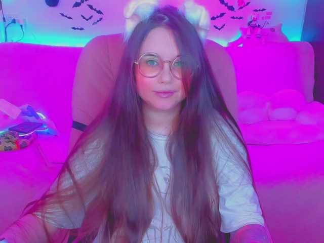 LittleKitsune live cam on BongaCams