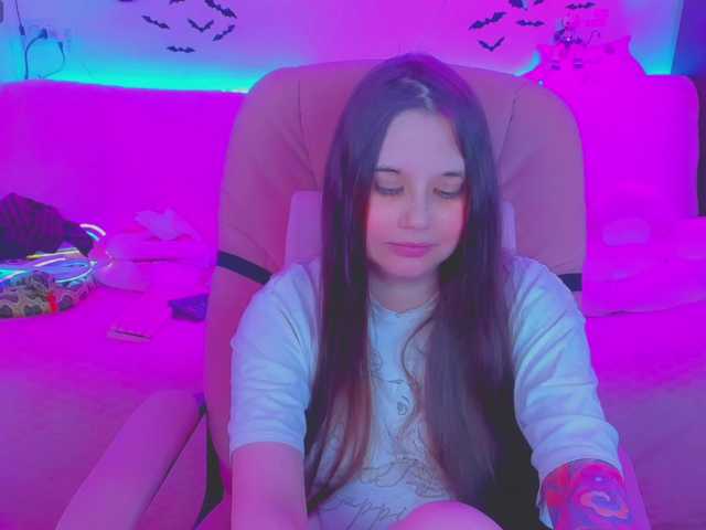 LittleKitsune live cam on BongaCams
