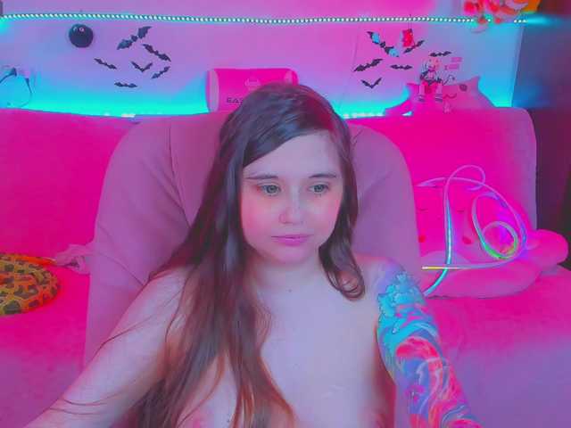 LittleKitsune live cam on BongaCams