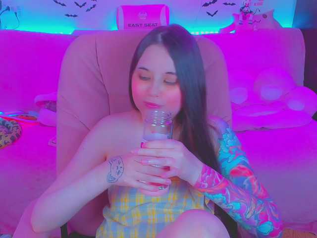 LittleKitsune live cam on BongaCams