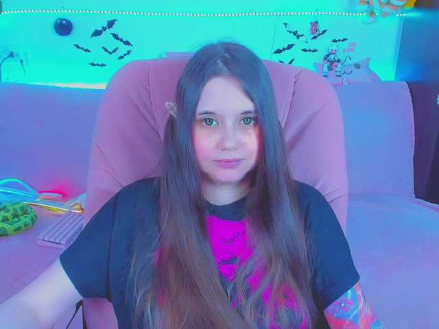 LittleKitsune live cam on BongaCams