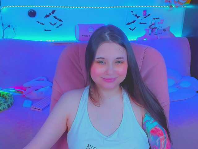 LittleKitsune live cam on BongaCams