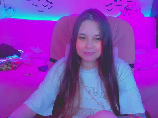 LittleKitsune live cam on BongaCams