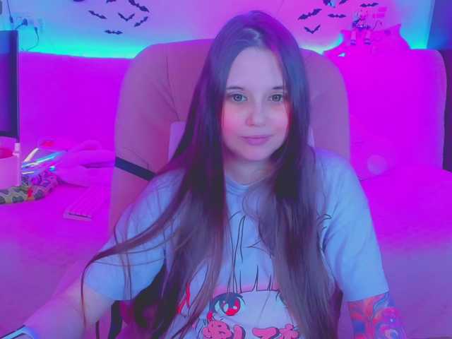 LittleKitsune live cam on BongaCams