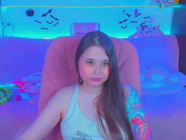 LittleKitsune live cam on BongaCams