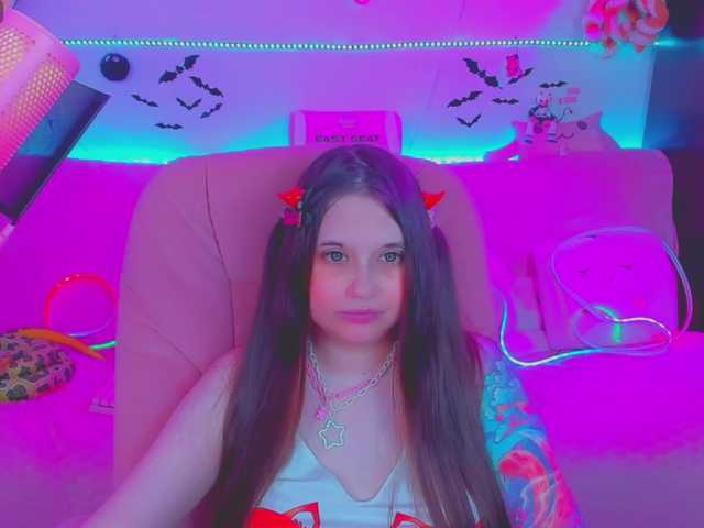 LittleKitsune live cam on BongaCams