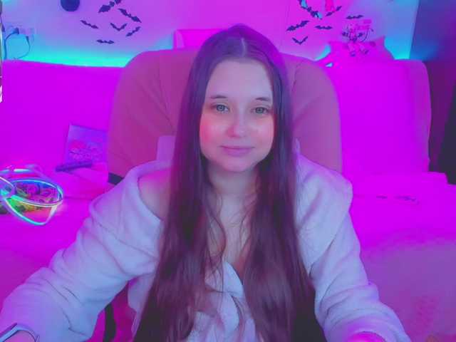 LittleKitsune live cam on BongaCams