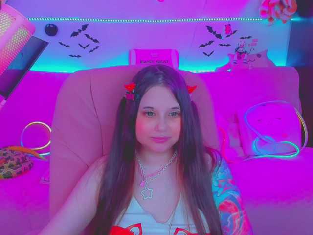 LittleKitsune live cam on BongaCams
