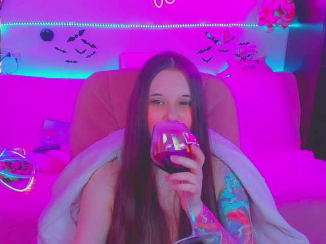 LittleKitsune live cam on BongaCams