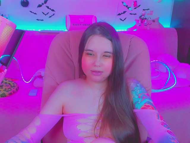 LittleKitsune live cam on BongaCams