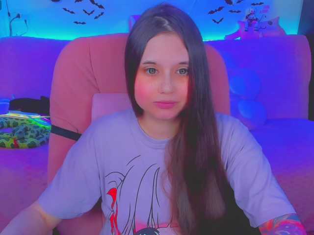 LittleKitsune live cam on BongaCams