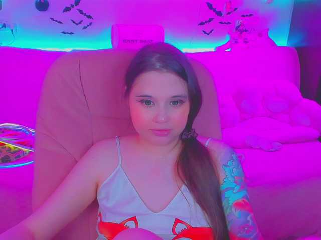 LittleKitsune live cam on BongaCams