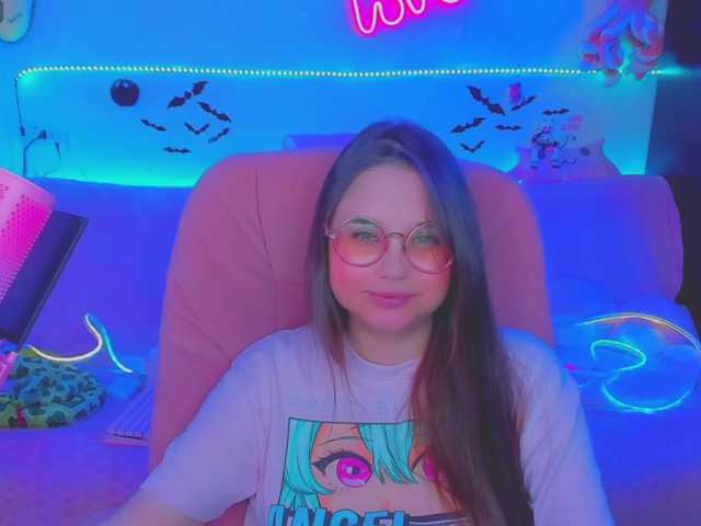 LittleKitsune live cam on BongaCams