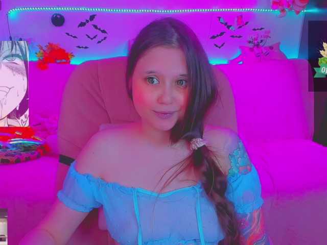 LittleKitsune live cam on BongaCams