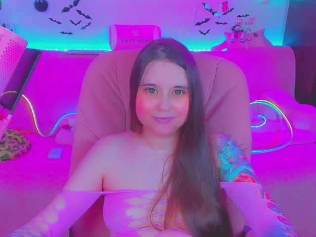 LittleKitsune live cam on BongaCams