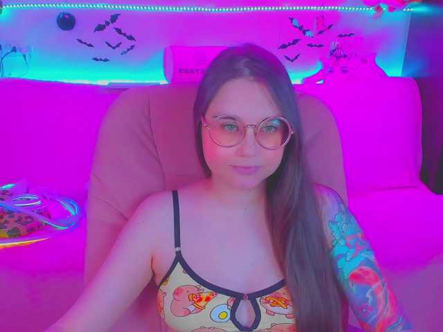 LittleKitsune live cam on BongaCams