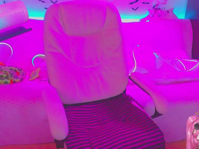 LittleKitsune live cam on BongaCams
