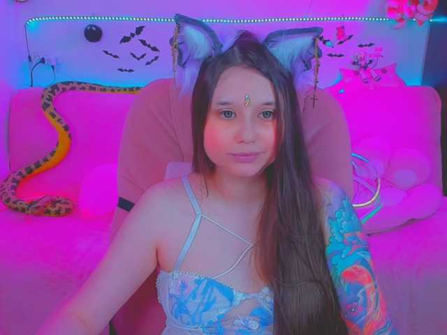 LittleKitsune live cam on BongaCams
