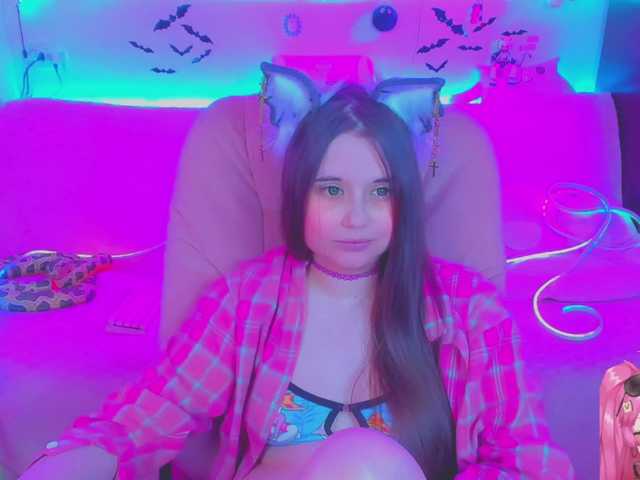 LittleKitsune live cam on BongaCams