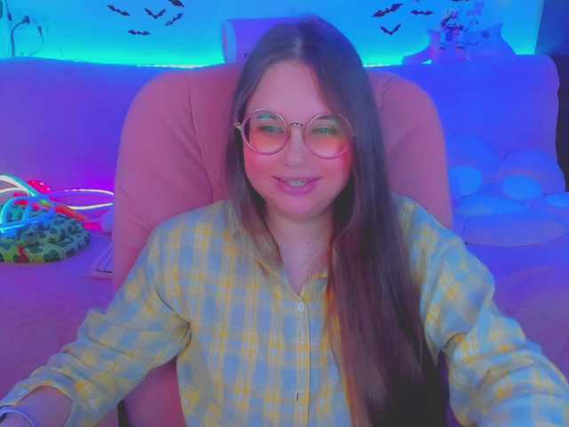 LittleKitsune live cam on BongaCams