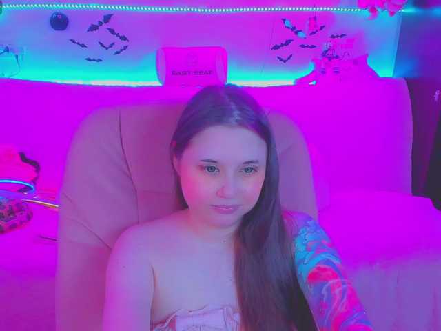 LittleKitsune live cam on BongaCams