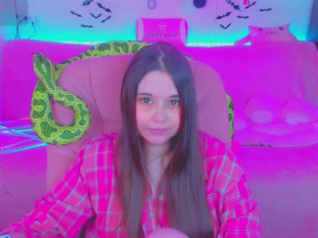 LittleKitsune live cam on BongaCams