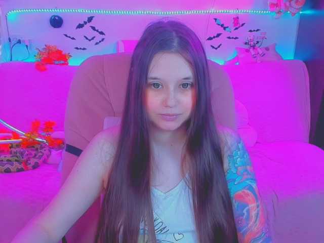 LittleKitsune live cam on BongaCams
