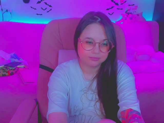 LittleKitsune live cam on BongaCams