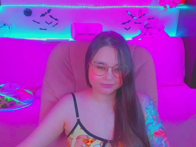 LittleKitsune live cam on BongaCams