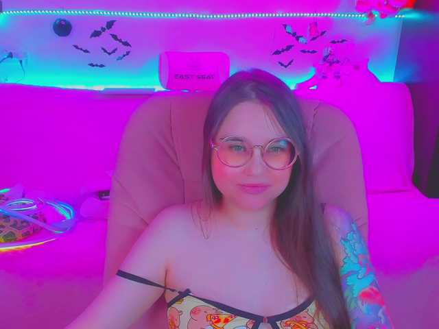 LittleKitsune live cam on BongaCams